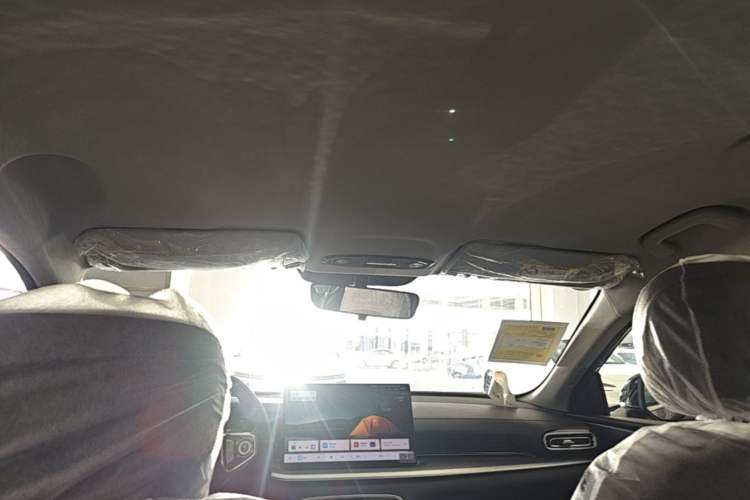 Used Geely Galaxy Stellar 6 2026 Model 60km Sailing Edition Headliner