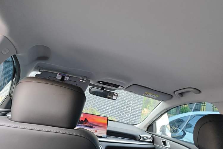 Used Geely Galaxy Stellar 6 2026 Model 60km Sailing Edition Headliner
