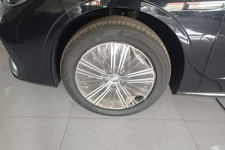 Used Geely Galaxy Stellar 6 2026 Model 125km Exploration+ Edition Left Front Wheel Hub