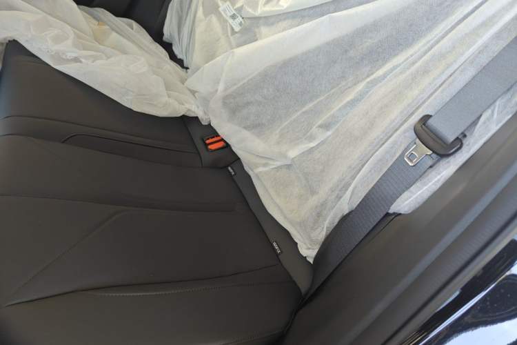 Used Geely Galaxy Stellar 6 2026 Model 60km Sailing Edition Left Rear Seat