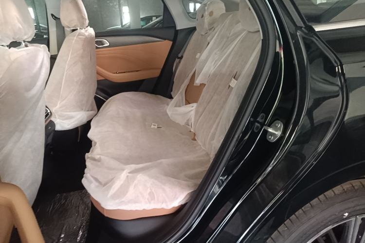 Used Geely Galaxy Stellar 6 2026 Model 125km Exploration+ Edition Left Rear Seat