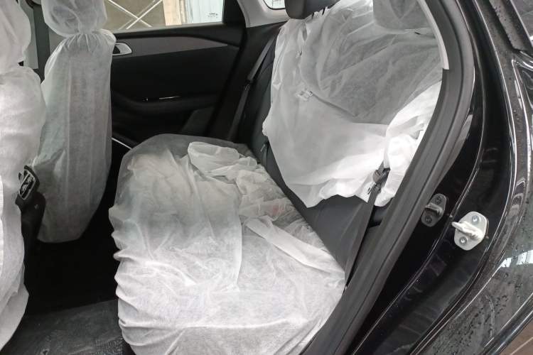 Used Geely Galaxy Stellar 6 2026 Model 125km Free-Style Edition Left Rear Seat