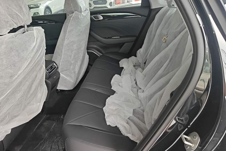Used Geely Galaxy Stellar 6 2026 Model 125km Long-range Edition Left Rear Seat