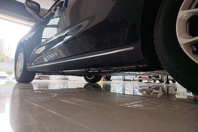 Used Geely Galaxy Stellar 6 2026 Model 125km Long-range Edition Left Side Sill