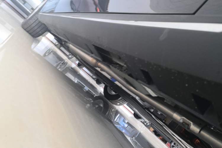 Used Geely Galaxy Stellar 6 2026 Model 125km Long-range Edition Left Side Sill