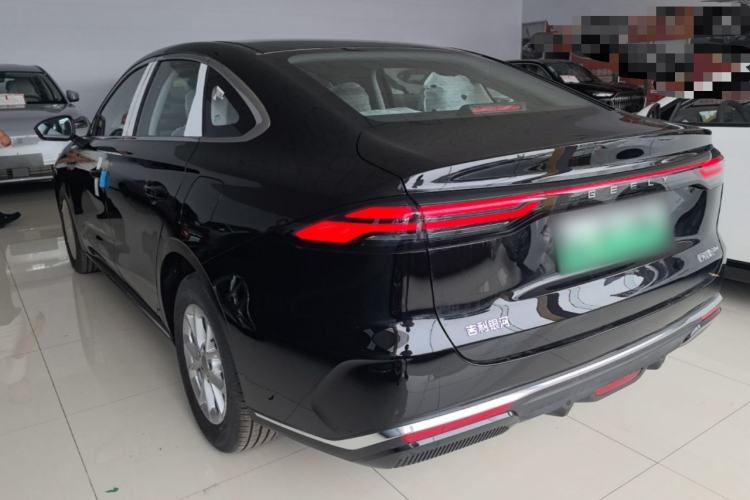 Used Geely Galaxy Stellar 6 2026 Model 125km Long-range Edition Rear Left 45 Deg
