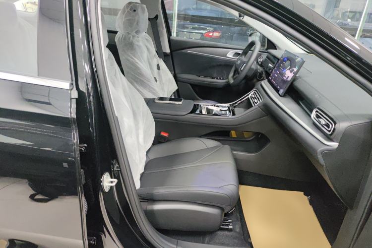 Used Geely Galaxy Stellar 6 2026 Model 60km Sailing Edition Right Front Seat