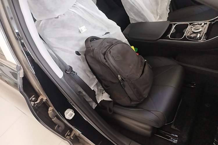 Used Geely Galaxy Stellar 6 2026 Model 125km Long-range Edition Right Front Seat