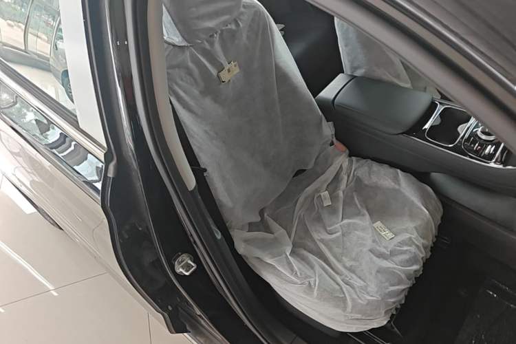 Used Geely Galaxy Stellar 6 2026 Model 125km Long-range Edition Right Front Seat