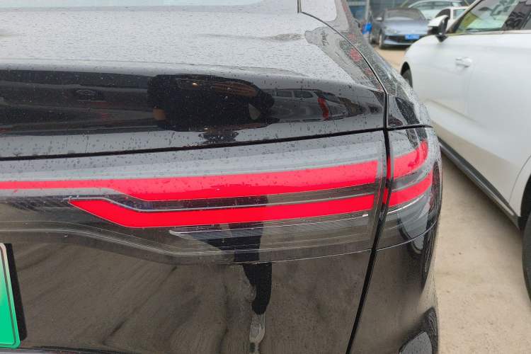 Used Geely Galaxy Stellar 6 2026 Model 60km Sailing Edition Right Rear Taillight