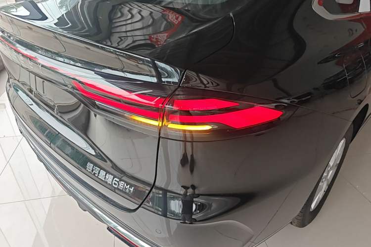 Used Geely Galaxy Stellar 6 2026 Model 125km Long-range Edition Right Rear Taillight