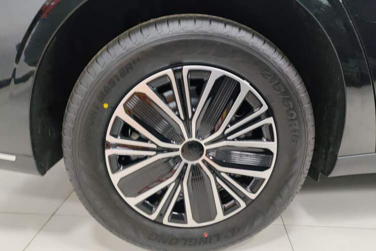 Used Geely Galaxy Stellar 6 2026 Model 60km Sailing Edition Right Rear Wheel Hub