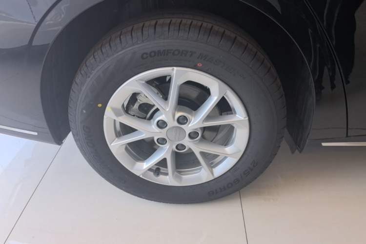 Used Geely Galaxy Stellar 6 2026 Model 125km Long-range Edition Right Rear Wheel Hub
