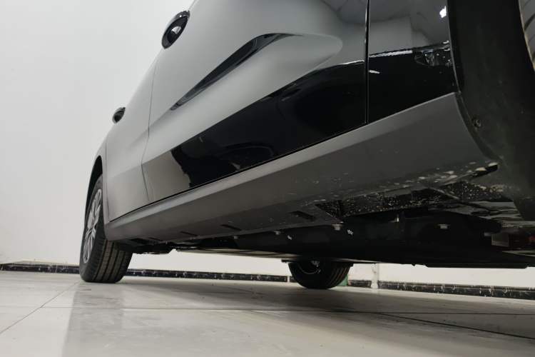 Used Geely Galaxy Stellar 6 2026 Model 60km Sailing Edition Right Side Sill