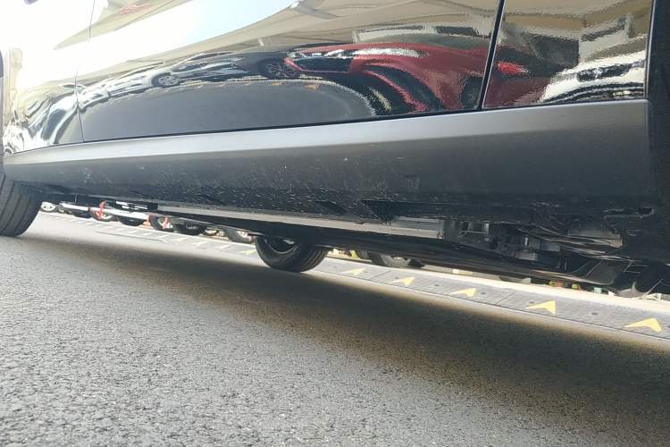 Used Geely Galaxy Stellar 6 2026 Model 125km Free-Style Edition Right Side Sill