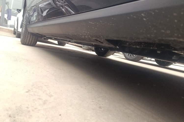 Used Geely Galaxy Stellar 6 2026 Model 60km Sailing Edition Right Side Sill
