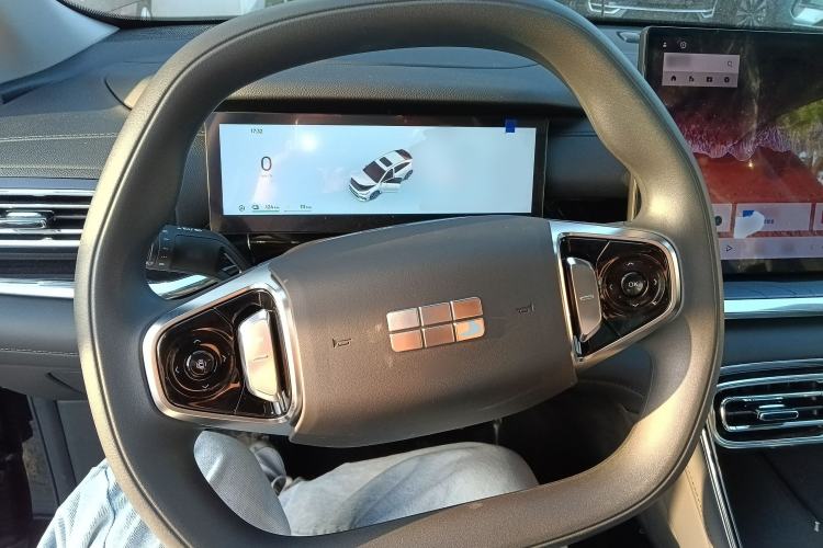 Used Geely Galaxy Stellar 6 2026 Model 125km Long-range Edition Steering Wheel