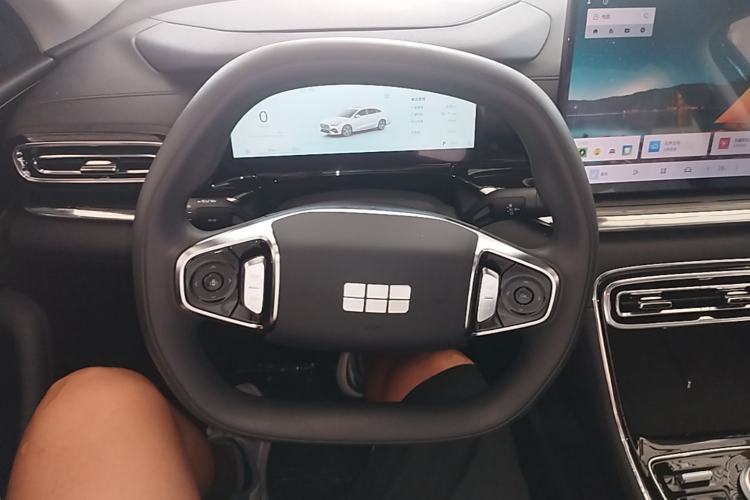 Used Geely Galaxy Stellar 6 2026 Model 125km Long-range Edition Steering Wheel