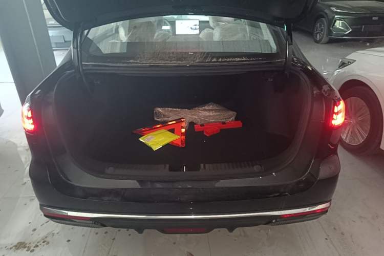 Used Geely Galaxy Stellar 6 2026 Model 125km Exploration+ Edition Trunk