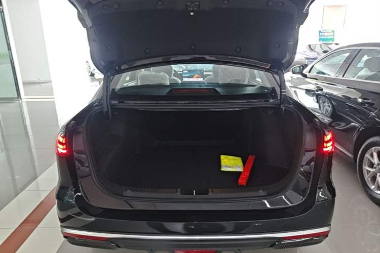Used Geely Galaxy Stellar 6 2026 Model 60km Sailing Edition Trunk