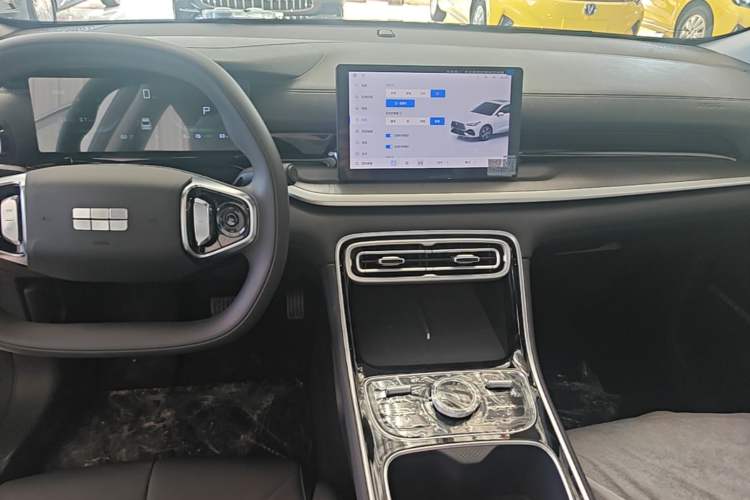 Used Geely Galaxy Stellar 6 2026 Model 125km Free-Style Edition Audio And AC Panel