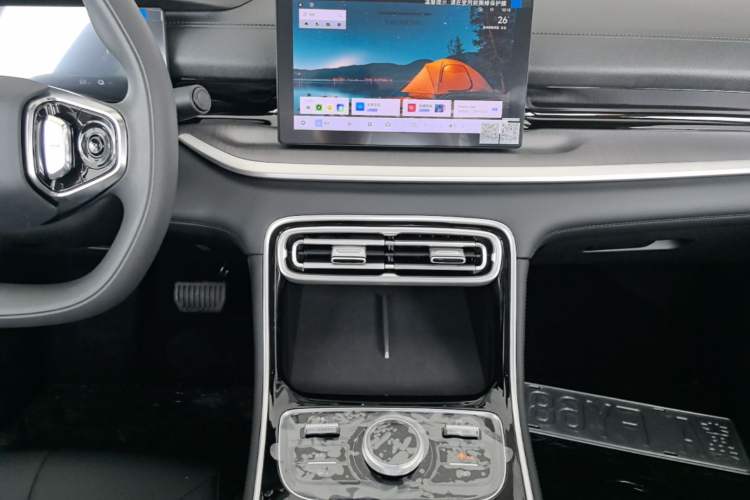 Used Geely Galaxy Stellar 6 2026 Model 125km Free-Style Edition Audio And AC Panel