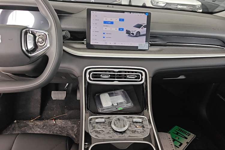 Used Geely Galaxy Stellar 6 2026 Model 125km Free-Style Edition Audio And AC Panel