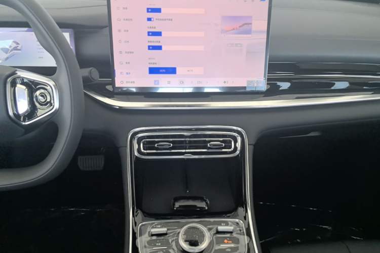 Used Geely Galaxy Stellar 6 2026 Model 125km Long-range Edition Audio And AC Panel
