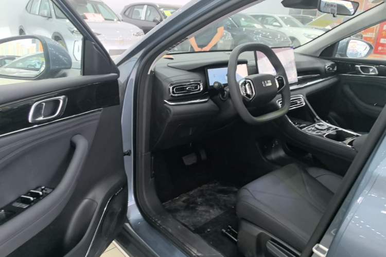 Used Geely Galaxy Stellar 6 2026 Model 125km Long-range Edition Driver Seat