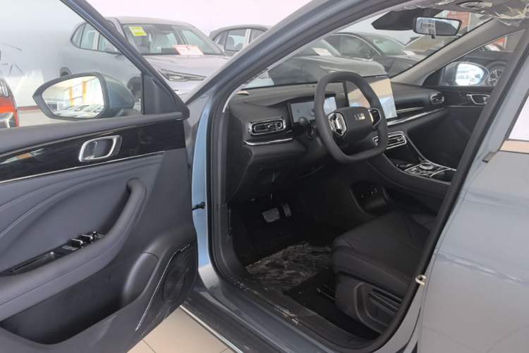 Used Geely Galaxy Stellar 6 2026 Model 125km Long-range Edition Driver Seat