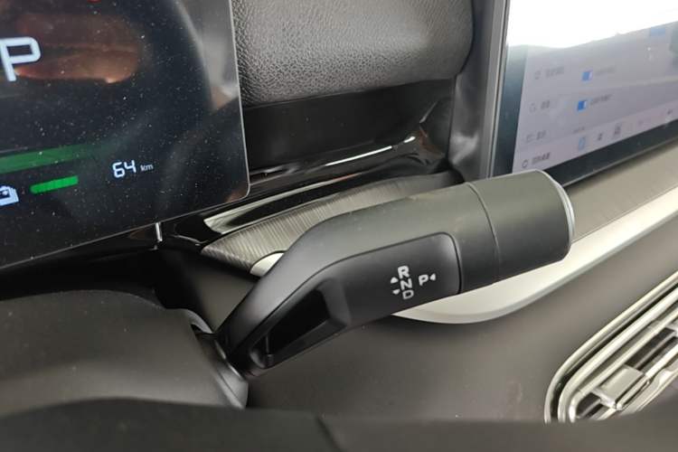 Used Geely Galaxy Stellar 6 2026 Model 125km Free-Style Edition Gear Lever