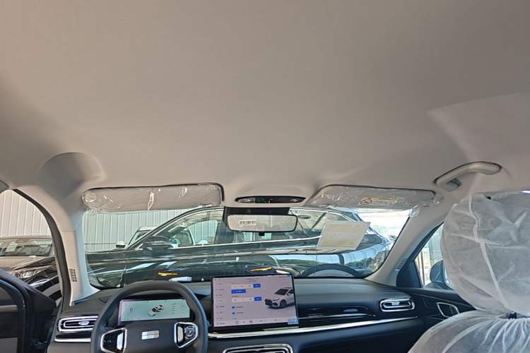 Used Geely Galaxy Stellar 6 2026 Model 125km Long-range Edition Headliner