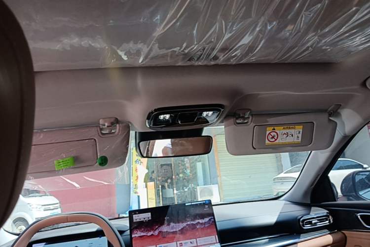 Used Geely Galaxy Stellar 6 2026 Model 125km Free-Style Edition Headliner