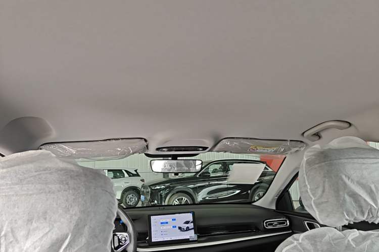Used Geely Galaxy Stellar 6 2026 Model 125km Free-Style Edition Headliner