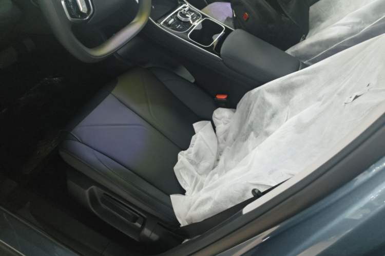 Used Geely Galaxy Stellar 6 2026 Model 125km Free-Style Edition Left Front Seat