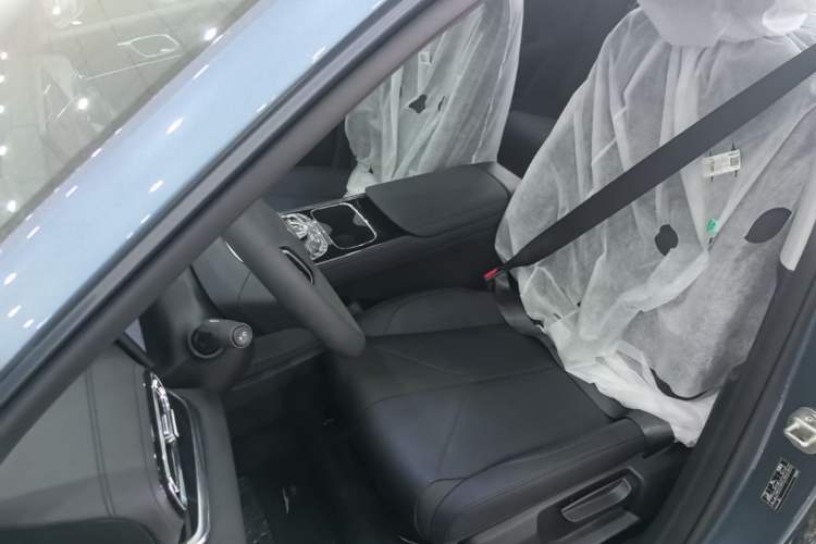 Used Geely Galaxy Stellar 6 2026 Model 125km Long-range Edition Left Front Seat