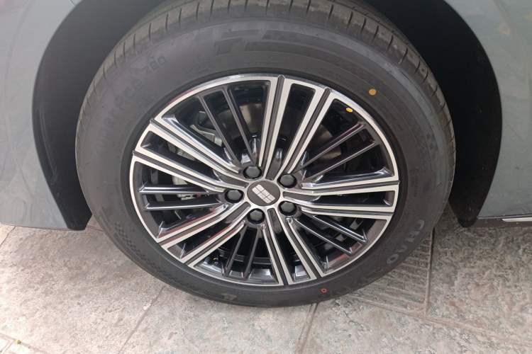 Used Geely Galaxy Stellar 6 2026 Model 125km Free-Style Edition Left Front Wheel Hub