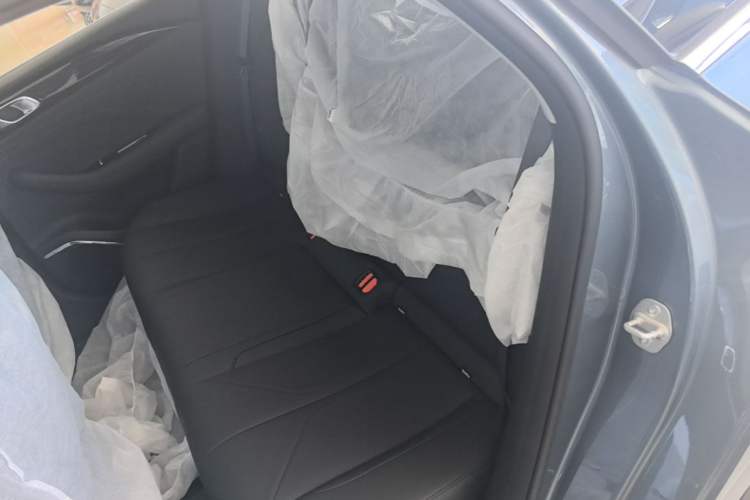 Used Geely Galaxy Stellar 6 2026 Model 125km Long-range Edition Left Rear Seat