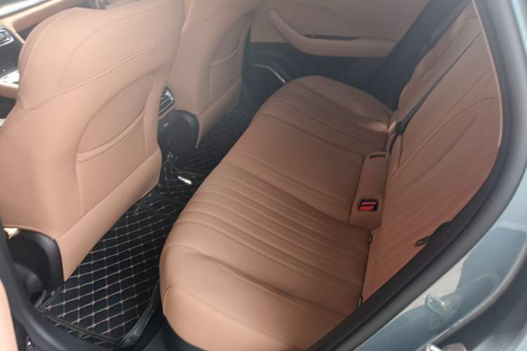 Used Geely Galaxy Stellar 6 2026 Model 125km Free-Style Edition Left Rear Seat