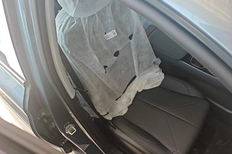 Used Geely Galaxy Stellar 6 2026 Model 125km Long-range Edition Right Front Seat
