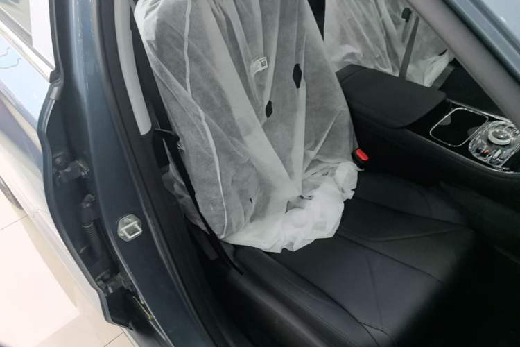 Used Geely Galaxy Stellar 6 2026 Model 125km Long-range Edition Right Front Seat