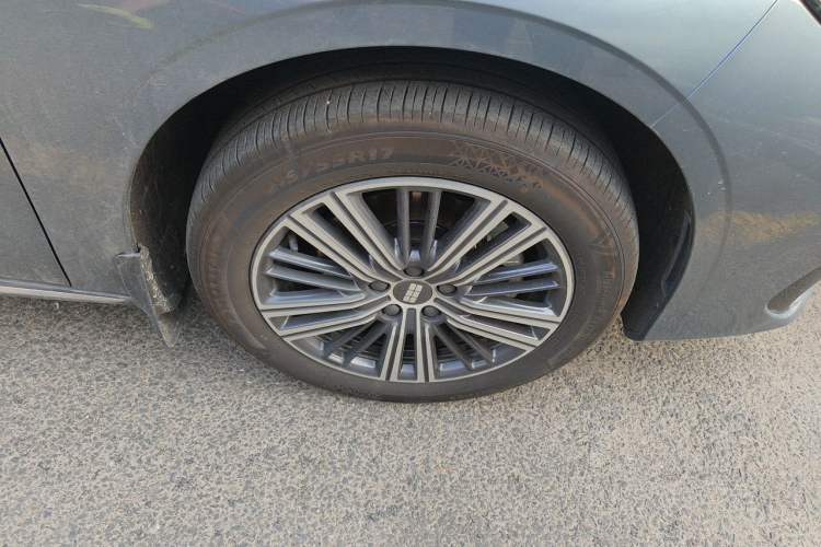 Used Geely Galaxy Stellar 6 2026 Model 125km Exploration+ Edition Right Front Wheel Hub