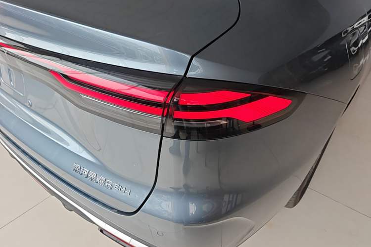 Used Geely Galaxy Stellar 6 2026 Model 125km Free-Style Edition Right Rear Taillight