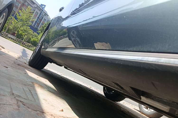 Used Geely Galaxy Stellar 6 2026 Model 125km Free-Style Edition Right Side Sill