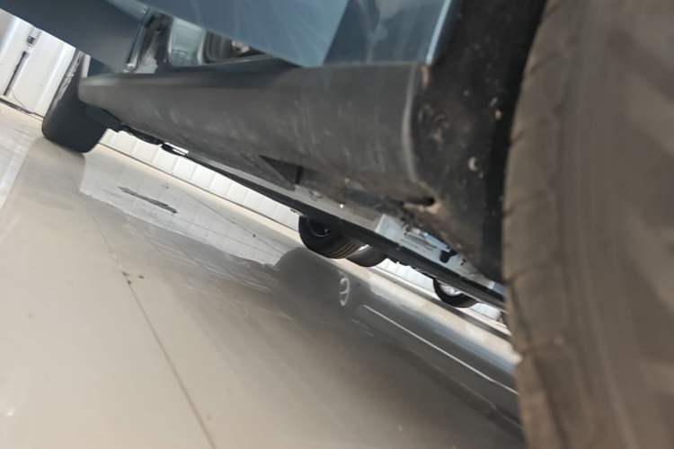 Used Geely Galaxy Stellar 6 2026 Model 125km Free-Style Edition Right Side Sill