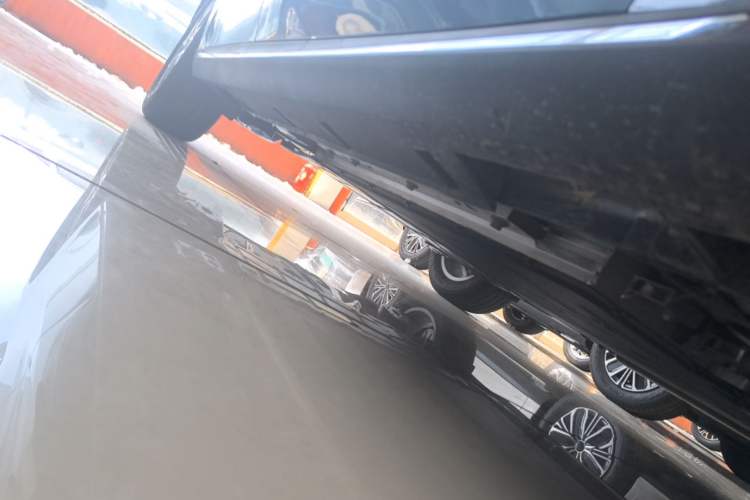 Used Geely Galaxy Stellar 6 2026 Model 125km Free-Style Edition Right Side Sill