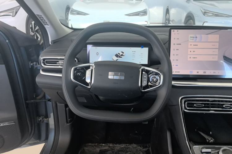Used Geely Galaxy Stellar 6 2026 Model 125km Long-range Edition Steering Wheel