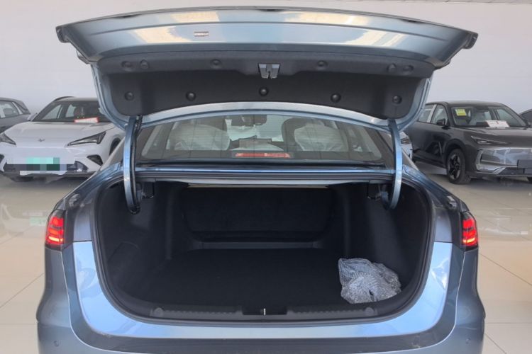 Used Geely Galaxy Stellar 6 2026 Model 125km Long-range Edition Trunk