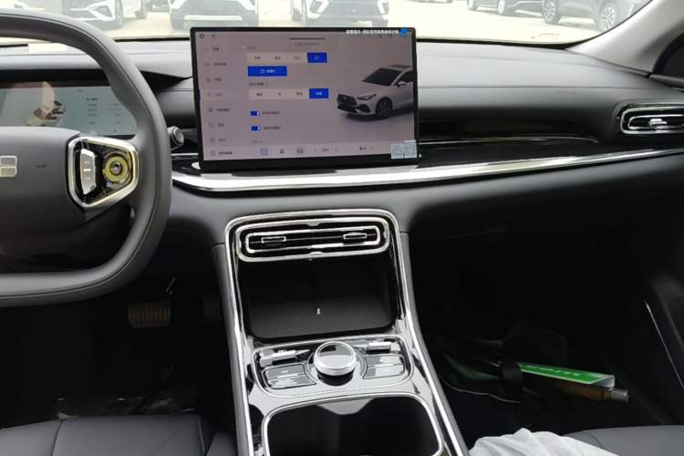 Used Geely Galaxy Stellar 6 2026 Model 125km Long-range Edition Audio And AC Panel