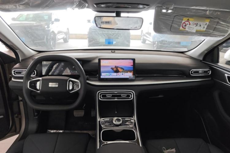Used Geely Galaxy Stellar 6 2026 Model 125km Free-Style Edition Center Console